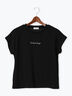 【接触冷感】筆記体ミニロゴフレンチスリーブTシャツ（オフホワイト/チャコールグレー/ブラック）｜Te chichi TERRASSE（テチチ テラス）通販