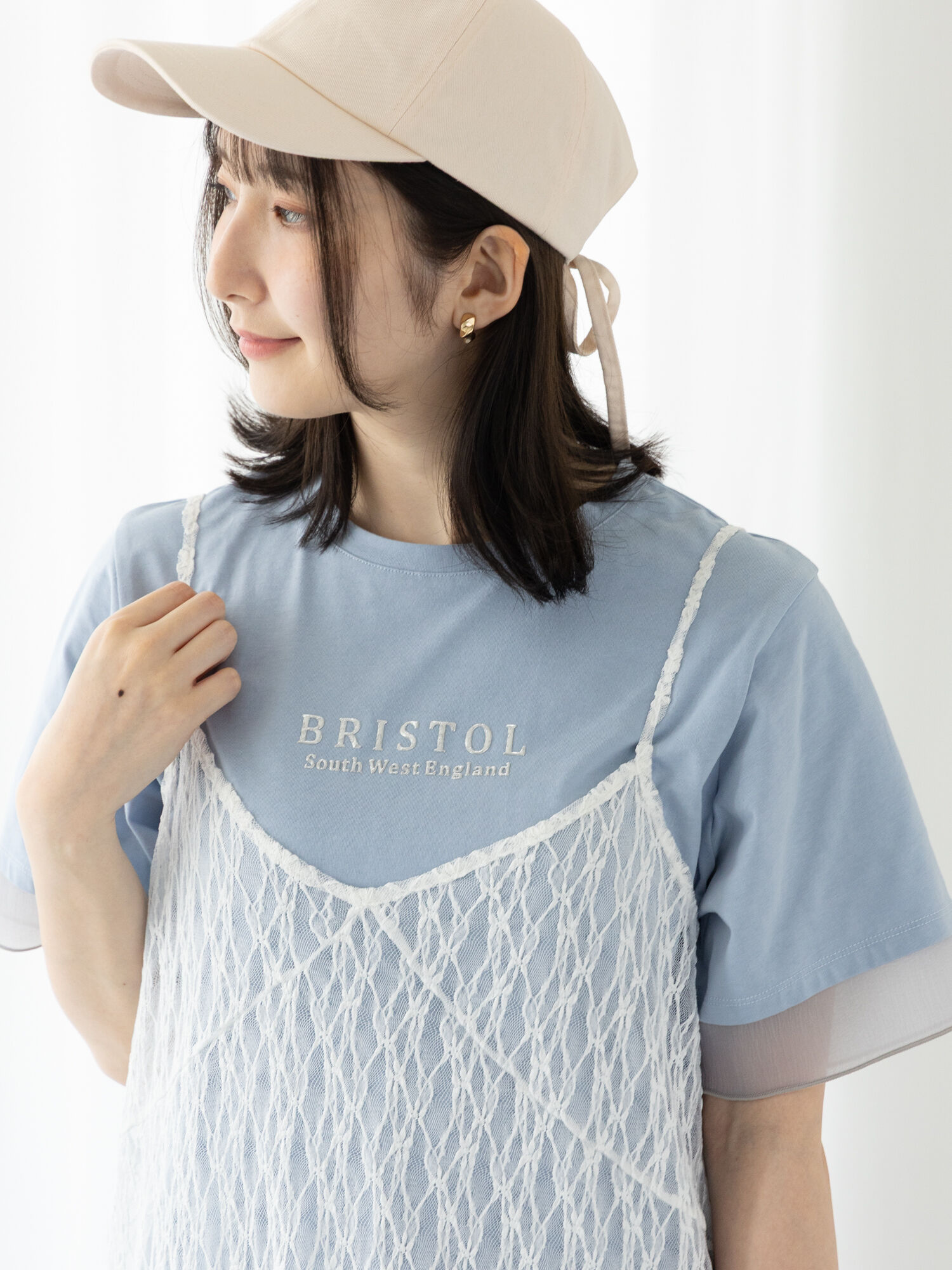 期間限定】 型押しプリント袖切替Tシャツ（オフホワイト