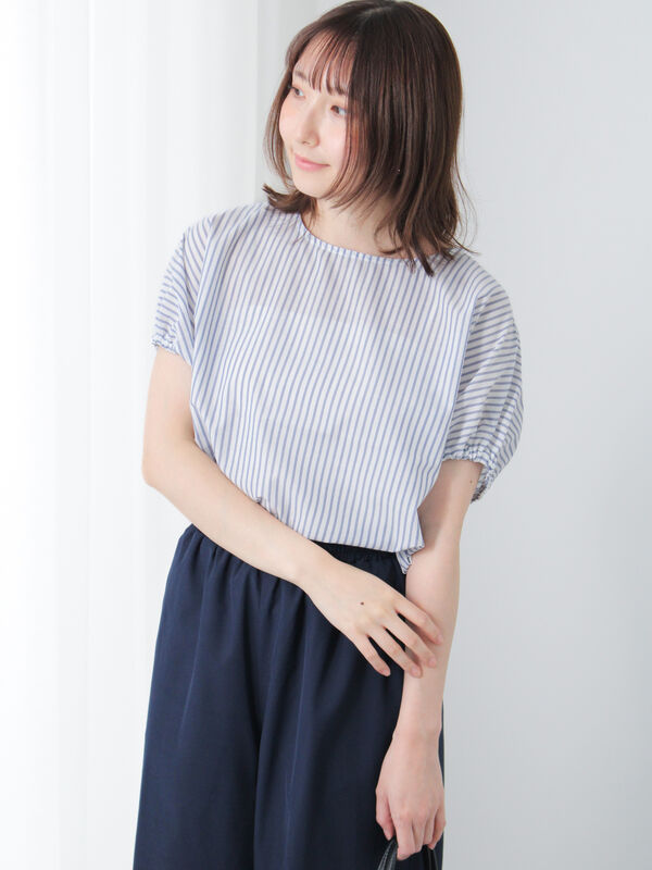 新品未使用　pois ブラウスティー　ネイビー　blouce tea セール】 【ｲｰｼﾞｰｹｱ/接触冷感】無地/柄アソートパフスリーブ
