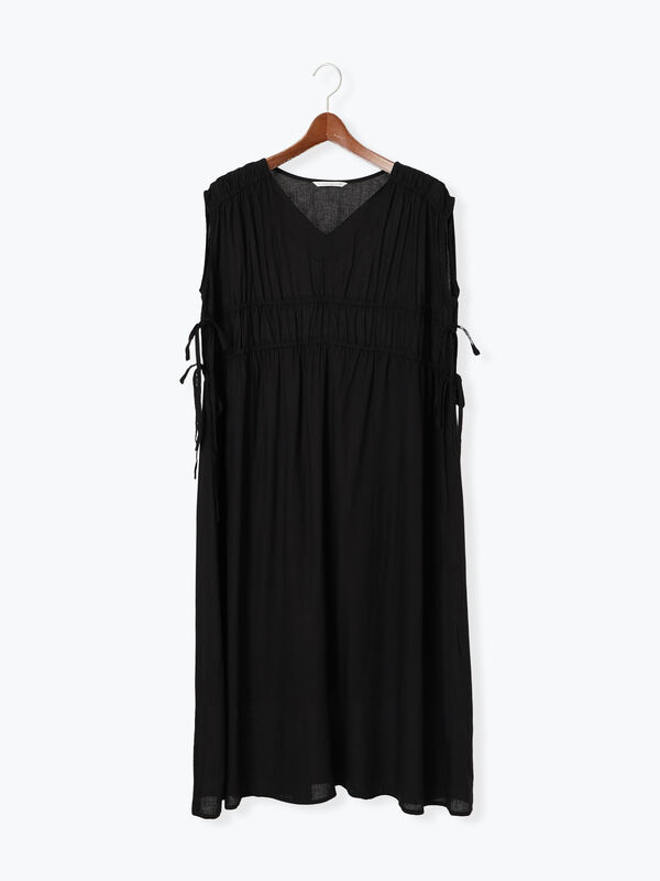 美品　アパルトモン　Vneck Gather Onepieceギャザーワンピース 01_001-240.jpg