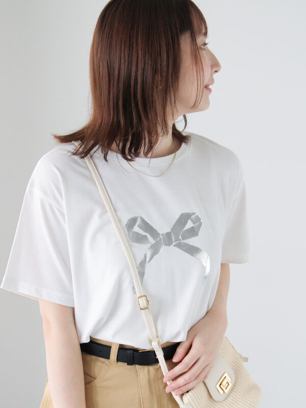 セール】 【接触冷感】箔リボンモチーフTシャツ（オフホワイト