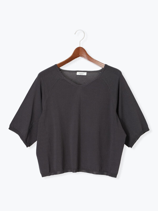 セール】 【抗菌防臭】Vネックドルマンニット（オフホワイト