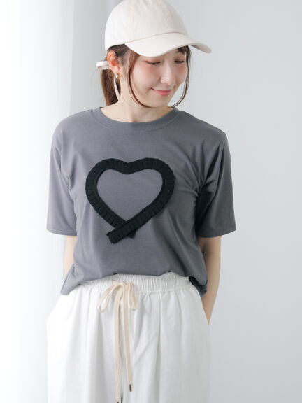 ハートフリル刺繍Tシャツ（オフホワイト/グレー/ブラック）｜Te chichi TERRASSE（テチチ テラス）通販