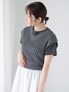 セール】 スパンコールメッシュVネックベスト（オフホワイト/グレー