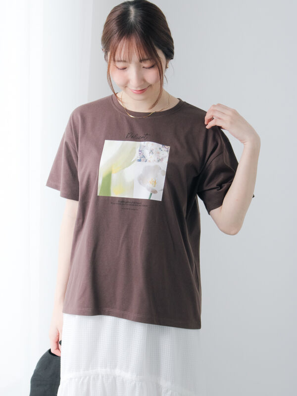 最終価格　新品　TREFLE＋1 ブーケTシャツ 最終価格 新品 TREFLE＋1 ブーケTシャツ フラワーエンブロイダリーTee