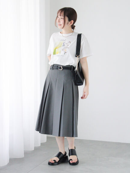 フラワー転写プリントTシャツ（オフホワイト/ブラック/ブラウン）｜Te chichi TERRASSE（テチチ テラス）通販
