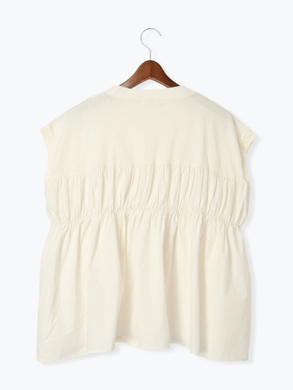 デコッパチ♡ 頭彫ったばっかの写真だから シールみたい🙃笑 #versace#moncler