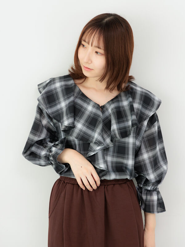 新品タグ付き　オンワード樫山　　　　　　 自由区　ブラウンチェックフリルブラウス 新品タグ付き オンワード樫山 自由区 ブラウンチェックフリル