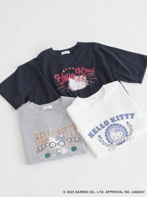 【HELLO KITTY】ミニ裏毛プリント5分袖トップス（オフホワイト/グレー/ネイビー）｜Te chichi TERRASSE（テチチ テラス）通販