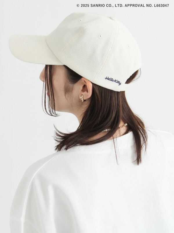 HELLO KITTY】刺繍入りコーデュロイキャップ（オフホワイト/ベージュ