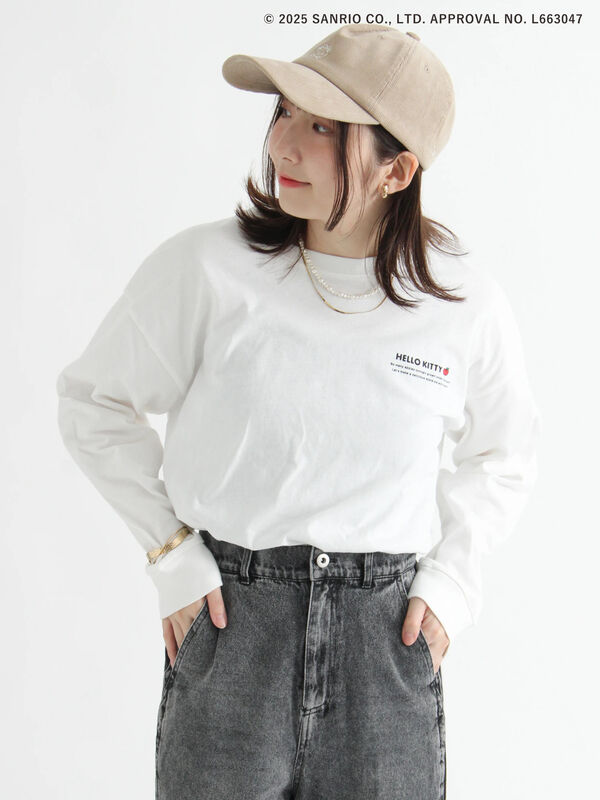 セール】 【HELLO KITTY】刺繍入りコーデュロイキャップ（オフホワイト