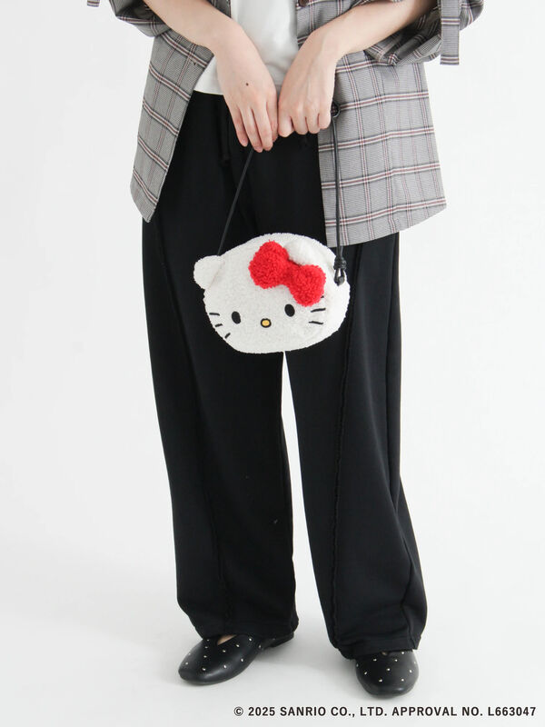 HELLO KITTY】モチーフボアミニバッグ（オフホワイト/ベージュ