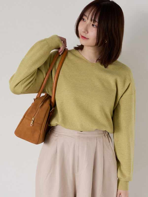 セール】 もちもちミラノリブVネックニット（オフホワイト