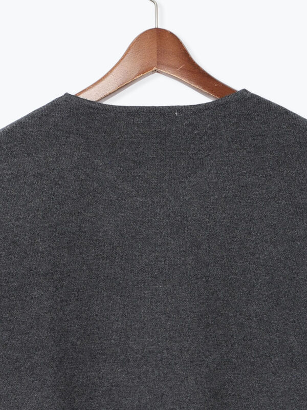 セール】 もちもちミラノリブVネックニット（オフホワイト