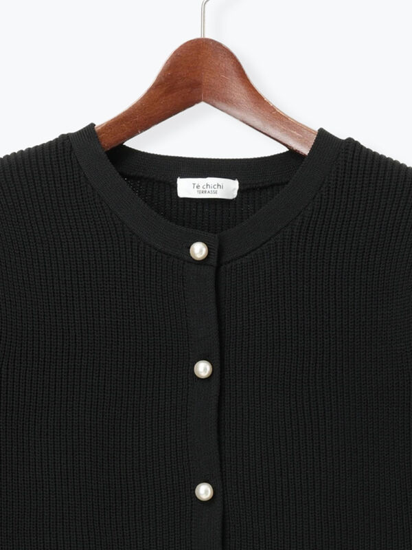 無撚糸パール釦カーディガン（オフホワイト/ブラック/レッド/ブルー