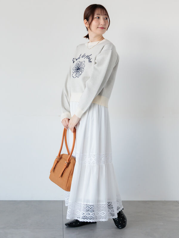 セール】 フラワーモチーフロゴニット（オフホワイト/ブラック/ピンク