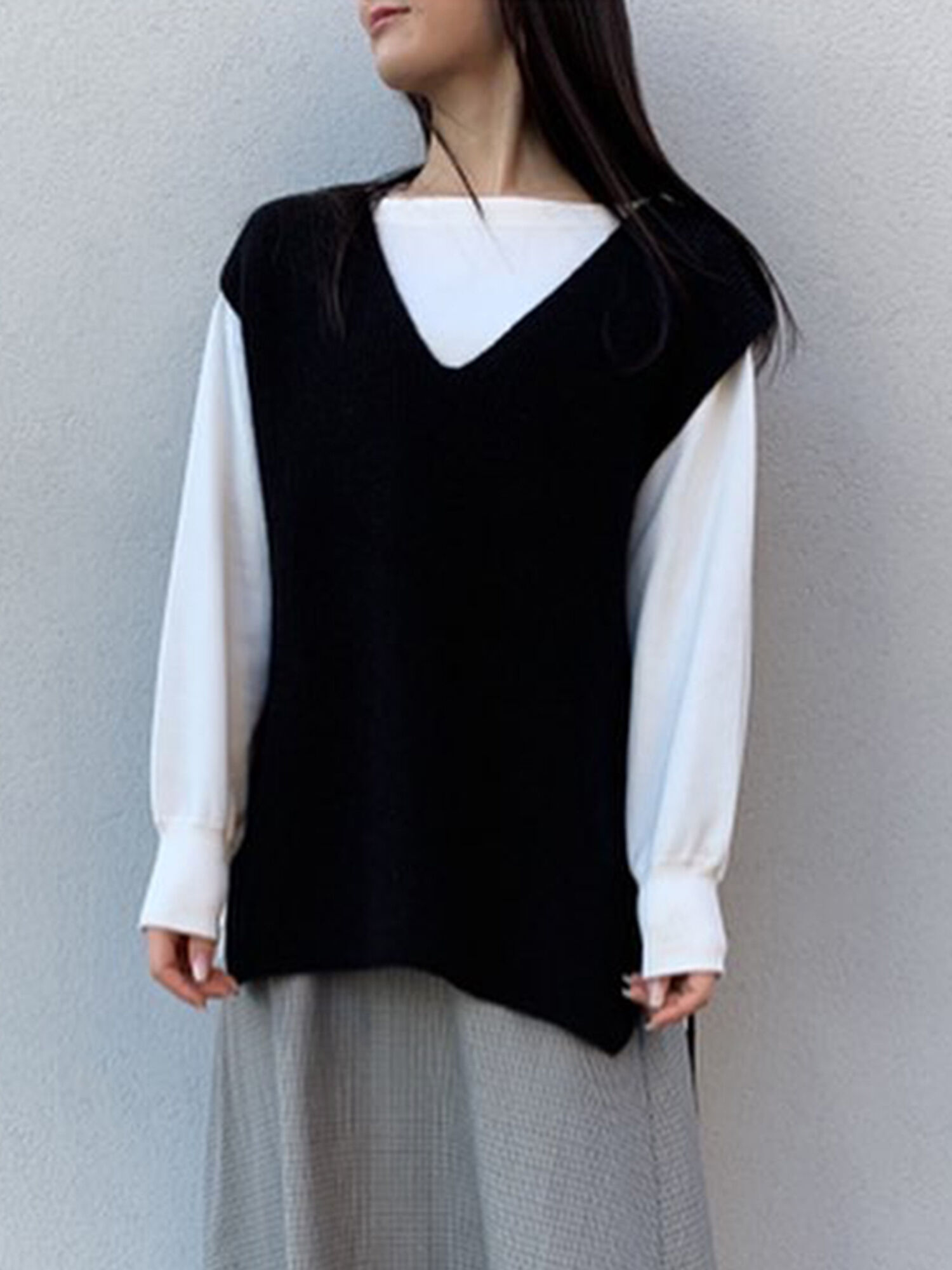 セール 畔vネックベスト オフホワイト ブラック ベージュ トップス Lugnoncure ルノンキュール 公式通販