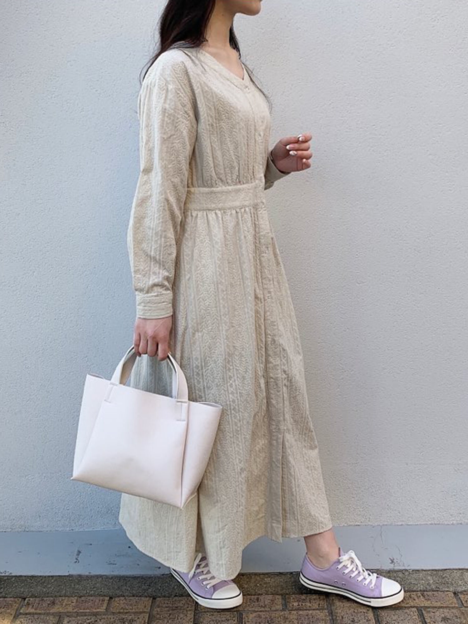 セール リーフ刺繍ワンピース オフホワイト チャコールグレー ワンピース Lugnoncure ルノンキュール 公式通販