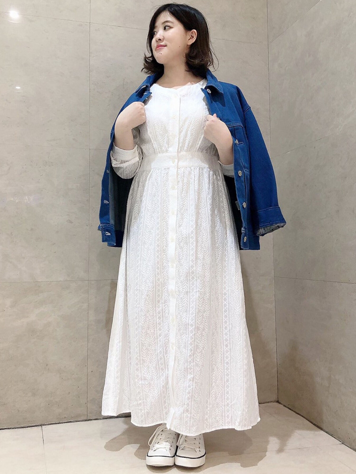 セール リーフ刺繍ワンピース オフホワイト チャコールグレー キナリ ワンピース Lugnoncure ルノンキュール 公式通販