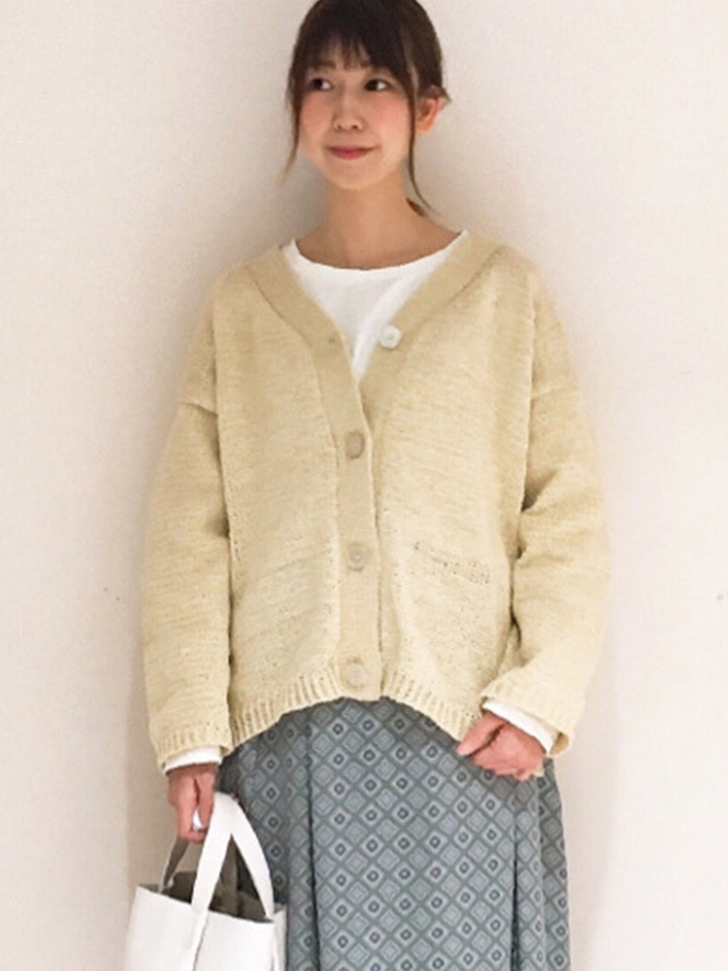 セール テープヤーン前後着カーディガン オフホワイト イエロー ネイビー トップス Lugnoncure ルノンキュール 公式通販