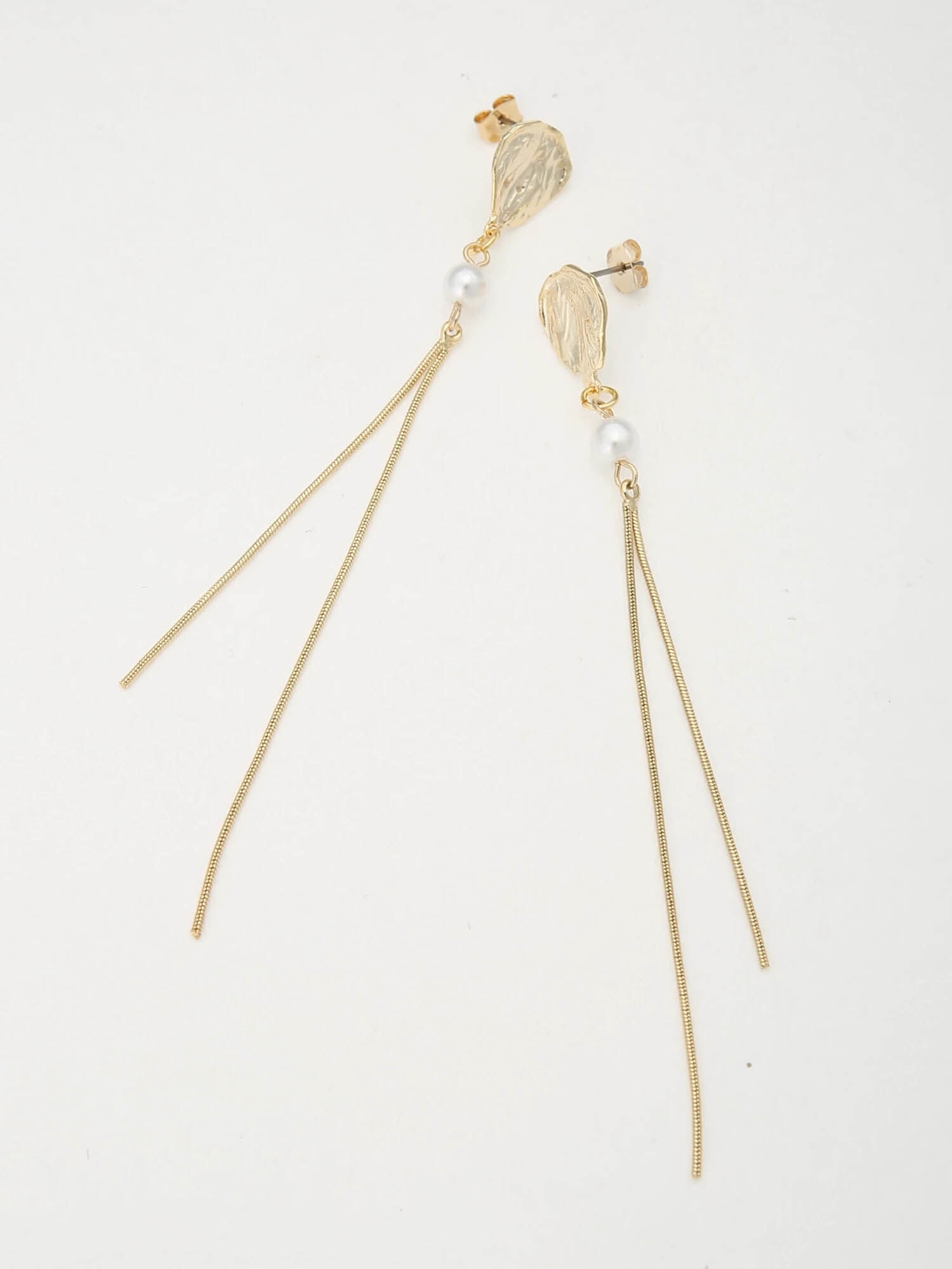 パールロングピアス ゴールド アクセサリー Lugnoncure ルノンキュール 公式通販 パールロングピアス ゴールド アクセサリー Lugnoncure ルノンキュール 公式通販