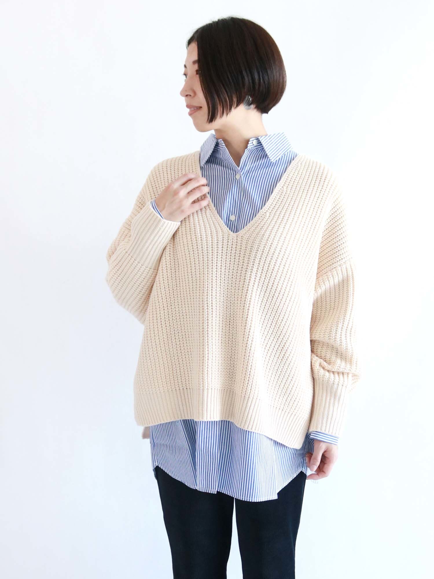 セール 深vネックニット オフホワイト ブラック ベージュ トップス ニット セーター Lugnoncure ルノンキュール 公式通販