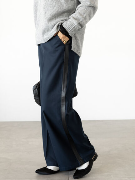 PGG☆ピージージー/新品未使用❣️ストレッチパンツ！ダークネイビー/サイズ1Ｍ✨ WONDER SHAPE : 360°全方向高伸縮 エンブロイダリーロゴ パンツ