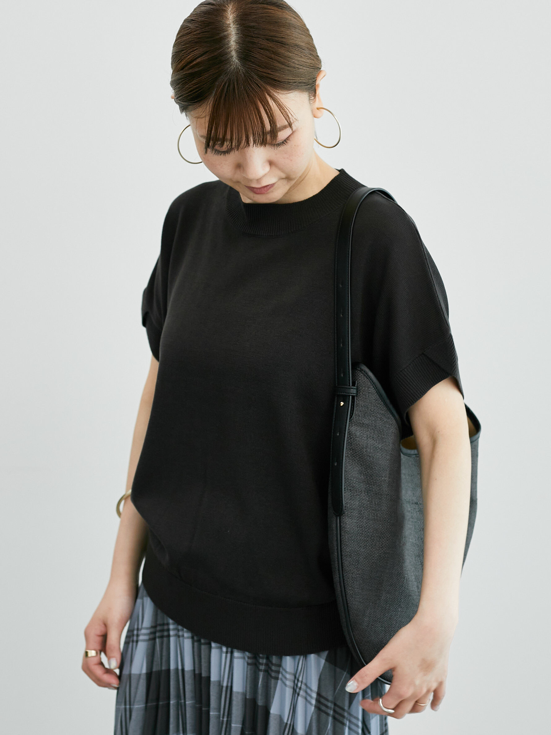 kozaburo ノースリーブ　サンプル品 サマーノースリニット【White/Beige 全2色】 | ABEREI