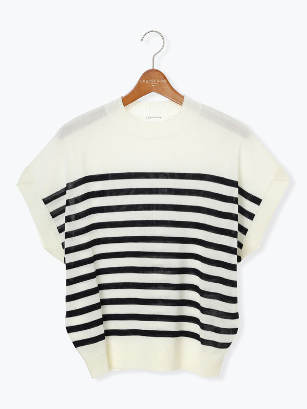 セール】 チューリップスリーブニット（オフホワイト