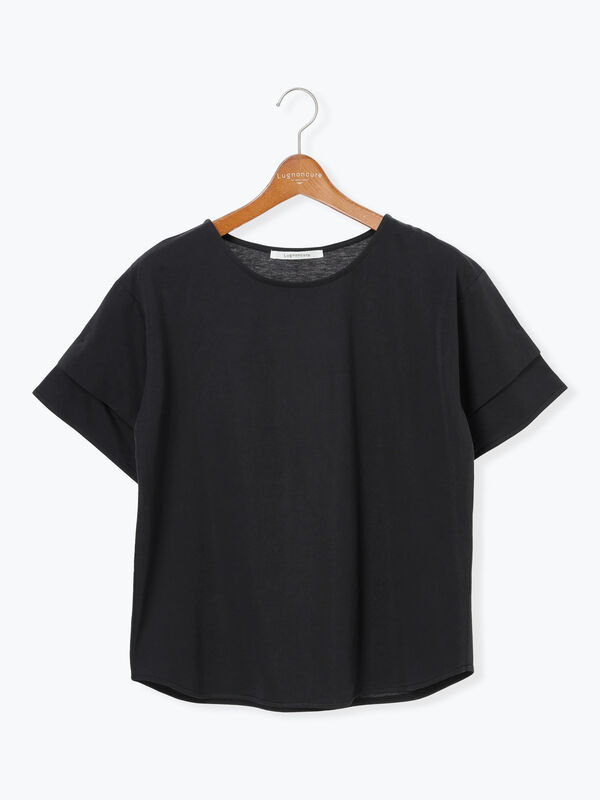 セール】 プレーティング袖タックTシャツ（オフホワイト