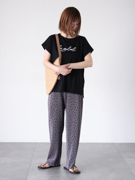 フロント刺繍Tシャツ（オフホワイト/ブラック/ピンク）｜Lugnoncure（ルノンキュール）通販