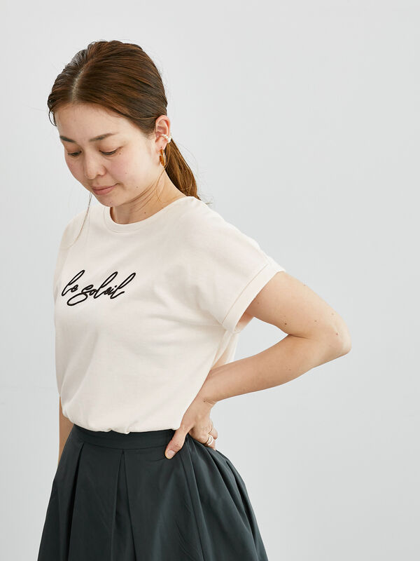 るなん　0527 セール】 フロント刺繍Tシャツ（オフホワイト/ブラック/ピンク