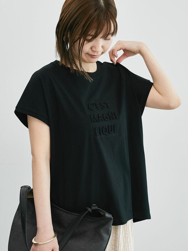 エンボスロゴTシャツ（ブラック）｜Lugnoncure（ルノンキュール）通販