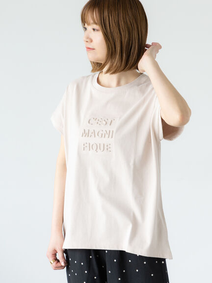 エンボスロゴTシャツ（オフホワイト/ブラック/ベージュ/ブルー）｜Lugnoncure（ルノンキュール）通販