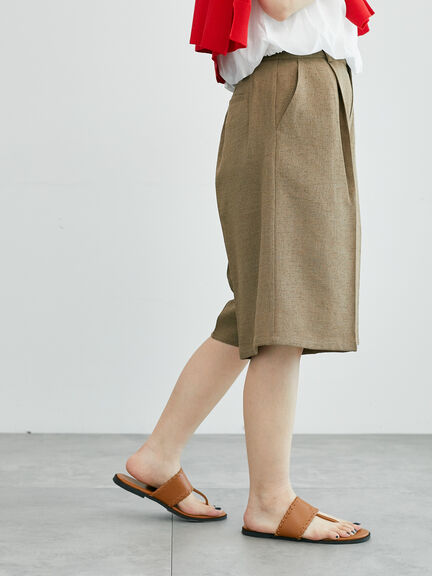 麻調タックハーフパンツ《2025summer catalog item》（オフホワイト/ブラック/ベージュ）｜Lugnoncure（ルノンキュール）通販