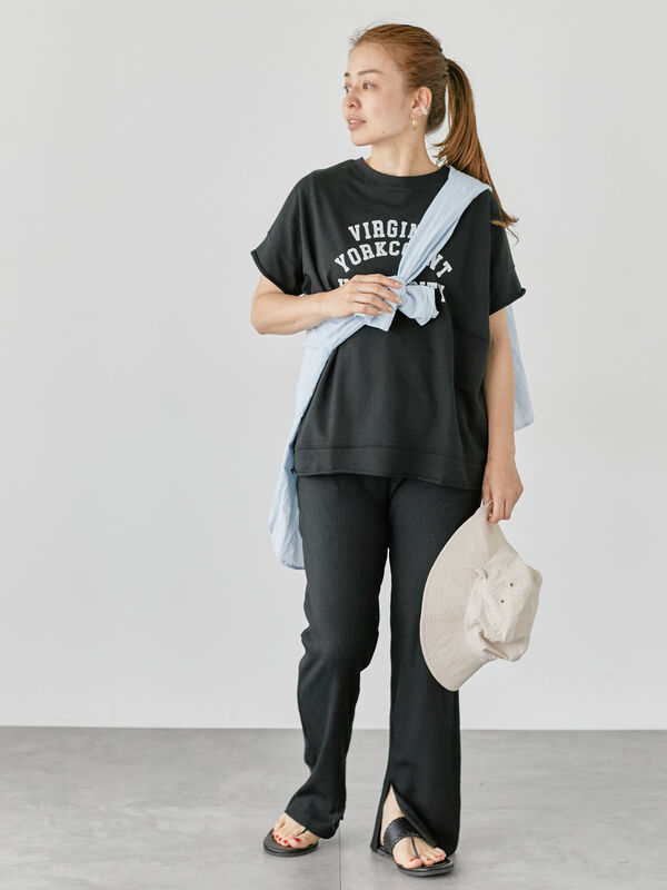 セール】 カレッジ風ロゴプリントミニ裏毛トップス（オフ