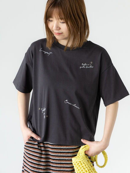 【接触冷感】ランダムロゴプリントTシャツ（オフホワイト/チャコールグレー/キナリ）｜Lugnoncure（ルノンキュール）通販