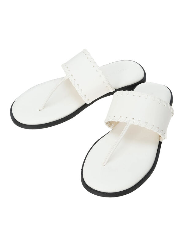 トングサンダル《2025summer catalog item》（オフホワイト