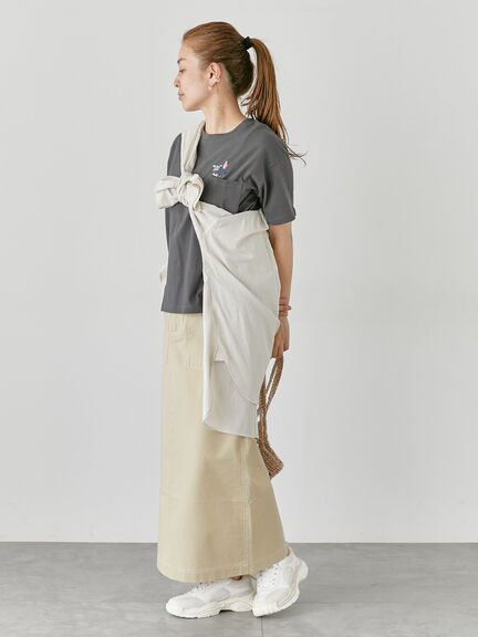 女の子刺繍Tシャツ《2025summer catalog item》（オフホワイト/チャコールグレー/キナリ）｜Lugnoncure（ルノンキュール）通販