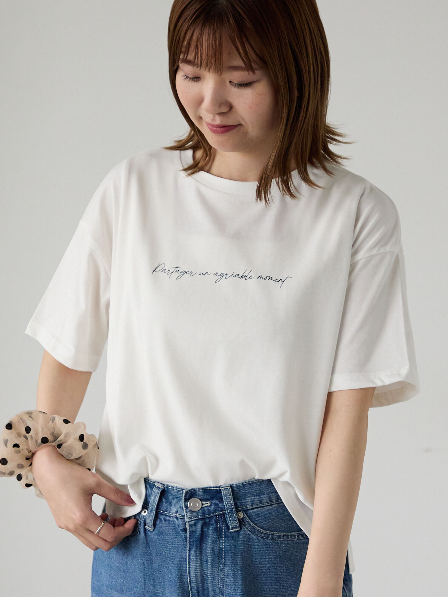 ✿ナツ✿ セール】 【接触冷感】筆記体ロゴTシャツ（オフホワイト