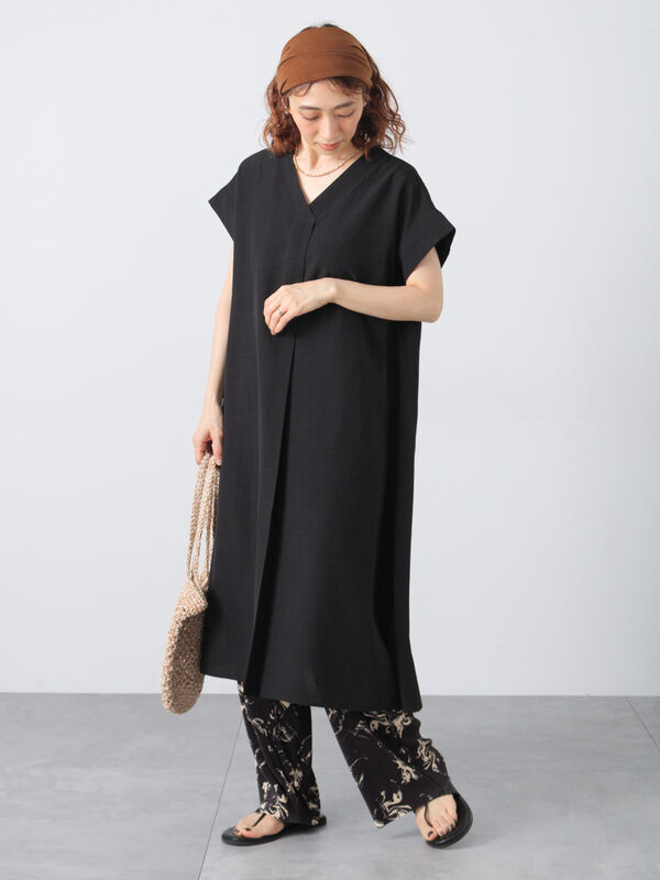 ワンピース nyacha 水越 みさとさんコラボ】バックカットオフドットワンピース