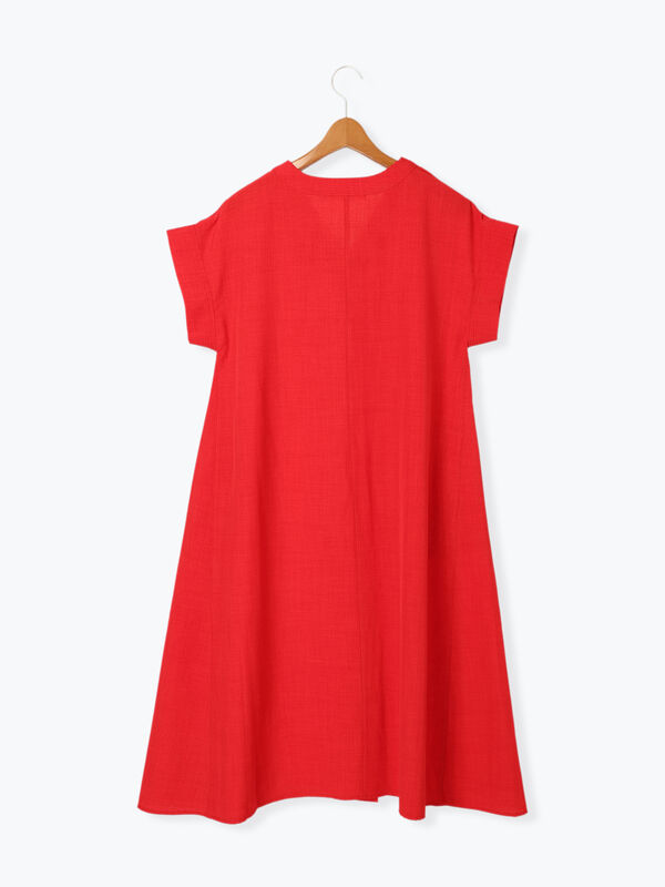 セール】 【接触冷感】麻調サックワンピース（チャコールグレー/レッド