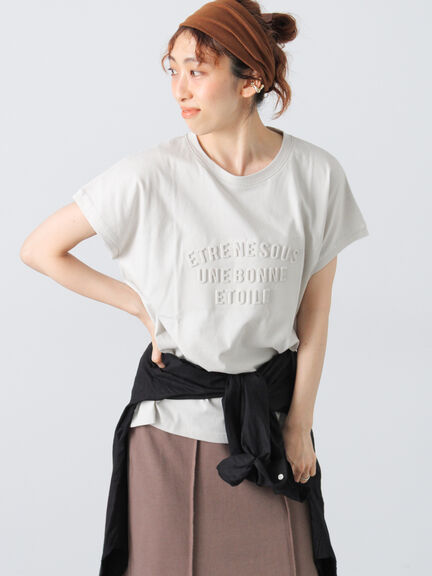 エンボスロゴTシャツ（オフホワイト/グレー/ブラック/ネイビー）｜Lugnoncure（ルノンキュール）通販