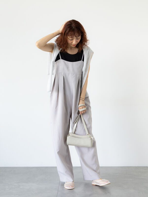 専用 美品 かぐれ コットンサロペット グレージュ 42453fa8d6ce097348682b5cbcbfb5