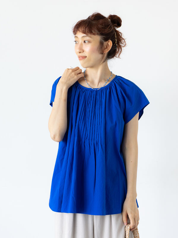 4万✨未使用 ルネ ブラウス メタルボタン パイピング布 24年 ベージュ 36 丸襟シャーリング長袖ブラウス | metamorphose temps de fille