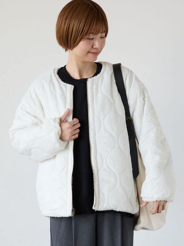 セール】 リバーシブルボアブルゾン（オフホワイト/チャコールグレー