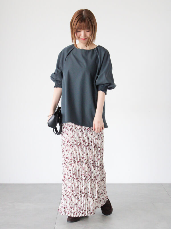 セール】 アソート袖口シャーリングブラウス（オフホワイト