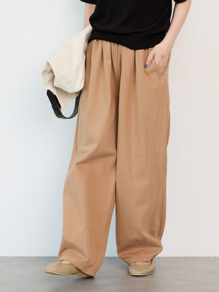 セール】 アソートコクーンイージーパンツ（オフホワイト/ブラック