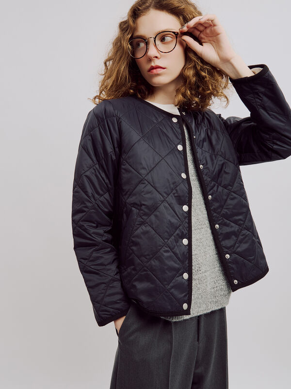 パッカブルノーカラーブルゾン（チャコールグレー/ブラック/ベージュ/ブラウン）｜Lugnoncure（ルノンキュール）通販