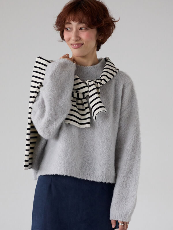 セール】 ブークレクロップドニット（グレー/チャコールグレー/レッド